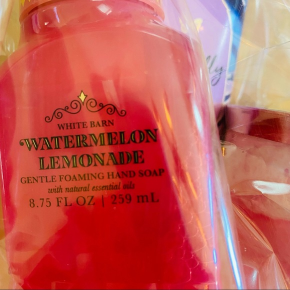 Bath & Body Works Bath & Body Bath Body Works White Barn Candle